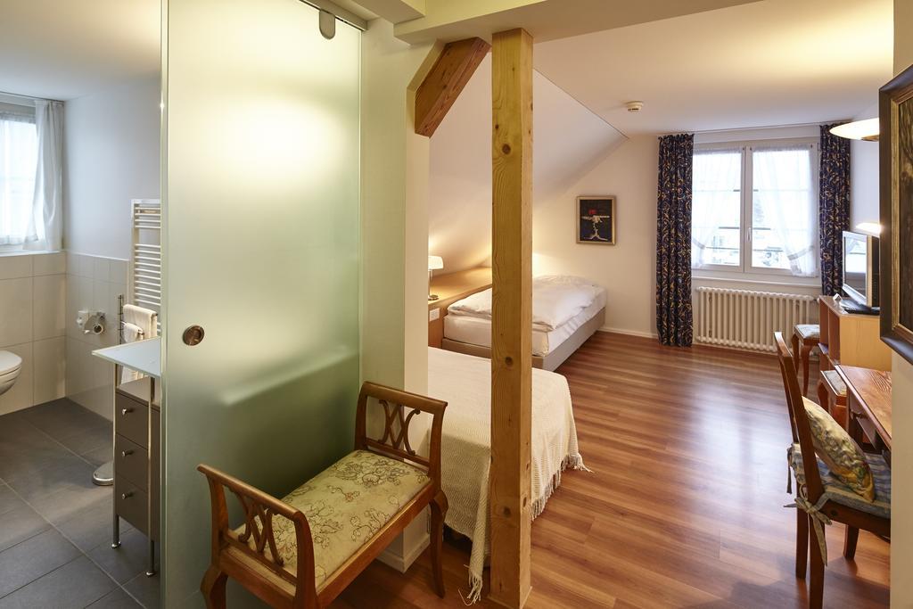 Landgasthof Hotel Roessli Ebikon Ruang foto
