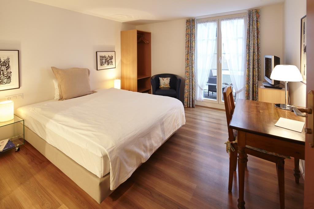 Landgasthof Hotel Roessli Ebikon Ruang foto